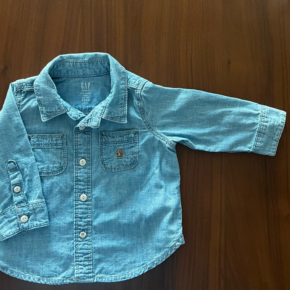 Gap Baby Chambray Button Down 6-12 Mo